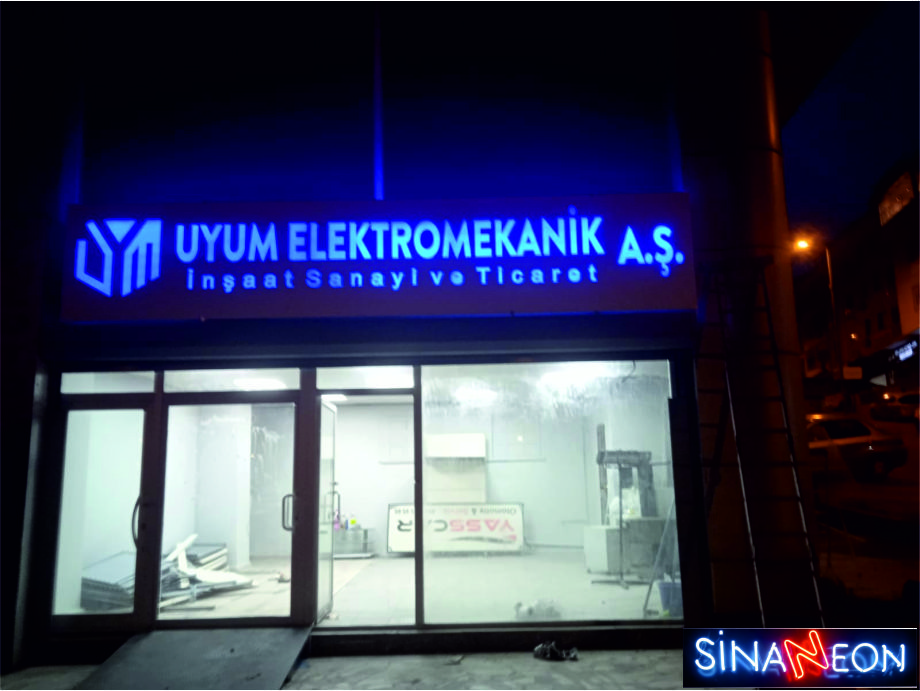 beyaz kompozit tabela görseli